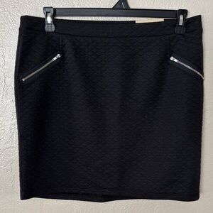 NWT Maurice’s Quilted Mini Skirt with Zipper Pockets in Black Large